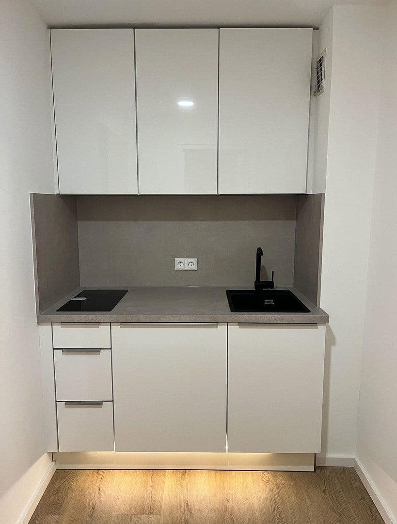Predaj bytu 1-izbový 25 m², Pfullingen, Bádensko-Wurttembersko Predaj bytu 1-izbový 25 m², Pfullingen, Bádensko-Wurttembersko