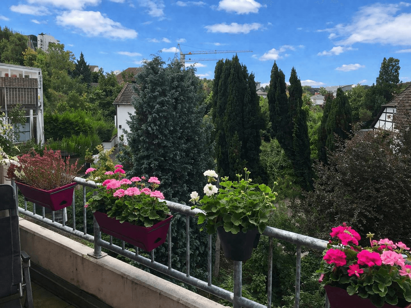 Prenájom bytu 3-izbový 90 m², Overather Straße 10 a, Bergisch Gladbach, Severné Porýnie - Westfálsko Prenájom bytu 3-izbový 90 m², Overather Straße 10 a, Bergisch Gladbach, Severné Porýnie - Westfálsko