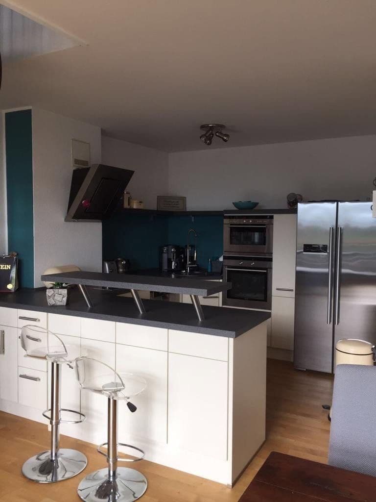 Prenájom bytu 3-izbový 90 m², Overather Straße 10 a, Bergisch Gladbach, Severné Porýnie - Westfálsko Prenájom bytu 3-izbový 90 m², Overather Straße 10 a, Bergisch Gladbach, Severné Porýnie - Westfálsko