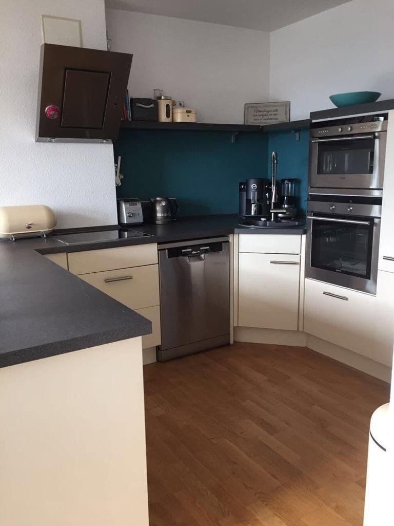 Prenájom bytu 3-izbový 90 m², Overather Straße 10 a, Bergisch Gladbach, Severné Porýnie - Westfálsko Prenájom bytu 3-izbový 90 m², Overather Straße 10 a, Bergisch Gladbach, Severné Porýnie - Westfálsko