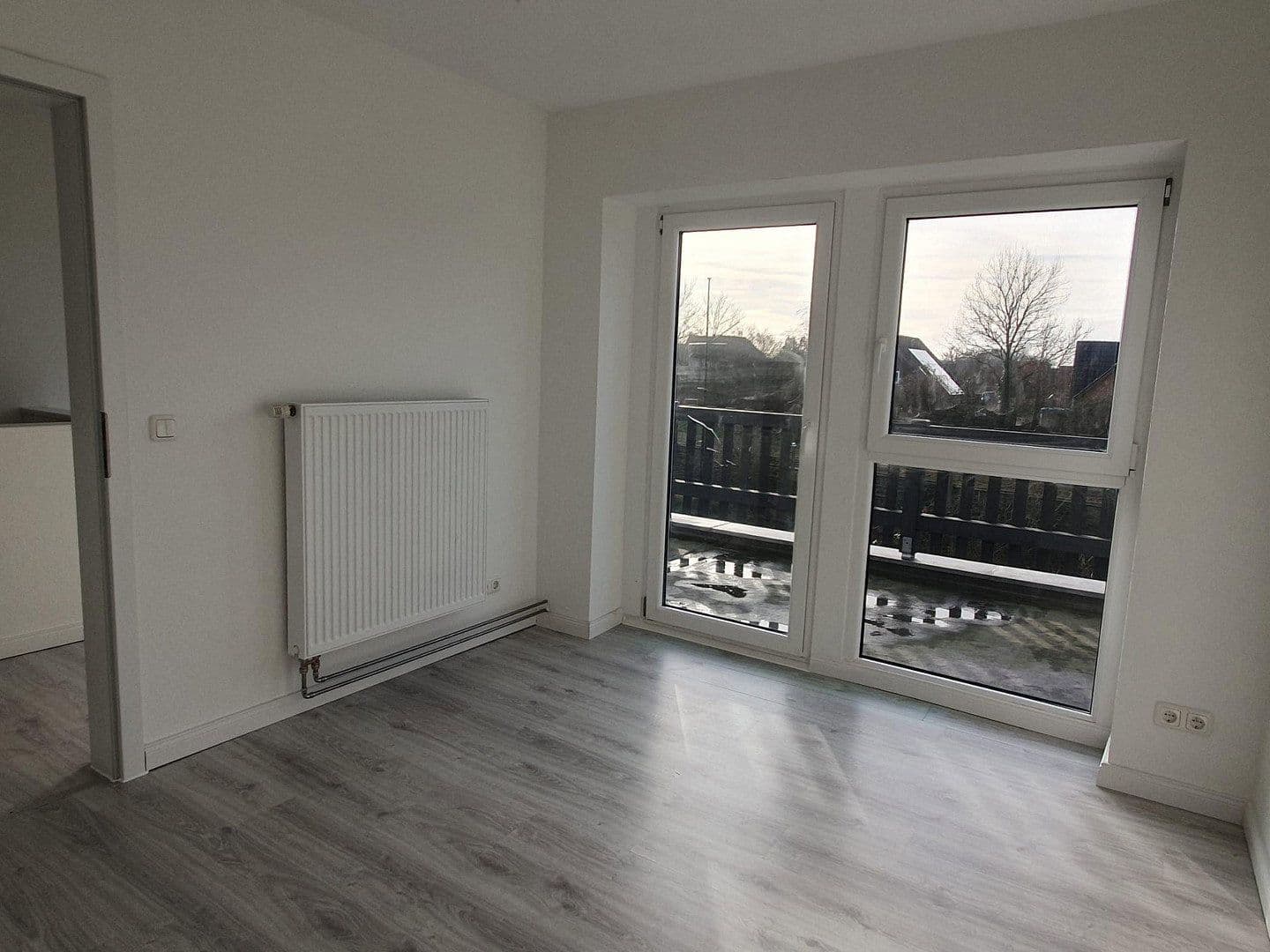 Predaj domu 301 m², pozemek 6.300 m², Elbuferstraße 5, Hohnstorf (Elbe), Dolné Sasko Predaj domu 301 m², pozemek 6.300 m², Elbuferstraße 5, Hohnstorf (Elbe), Dolné Sasko