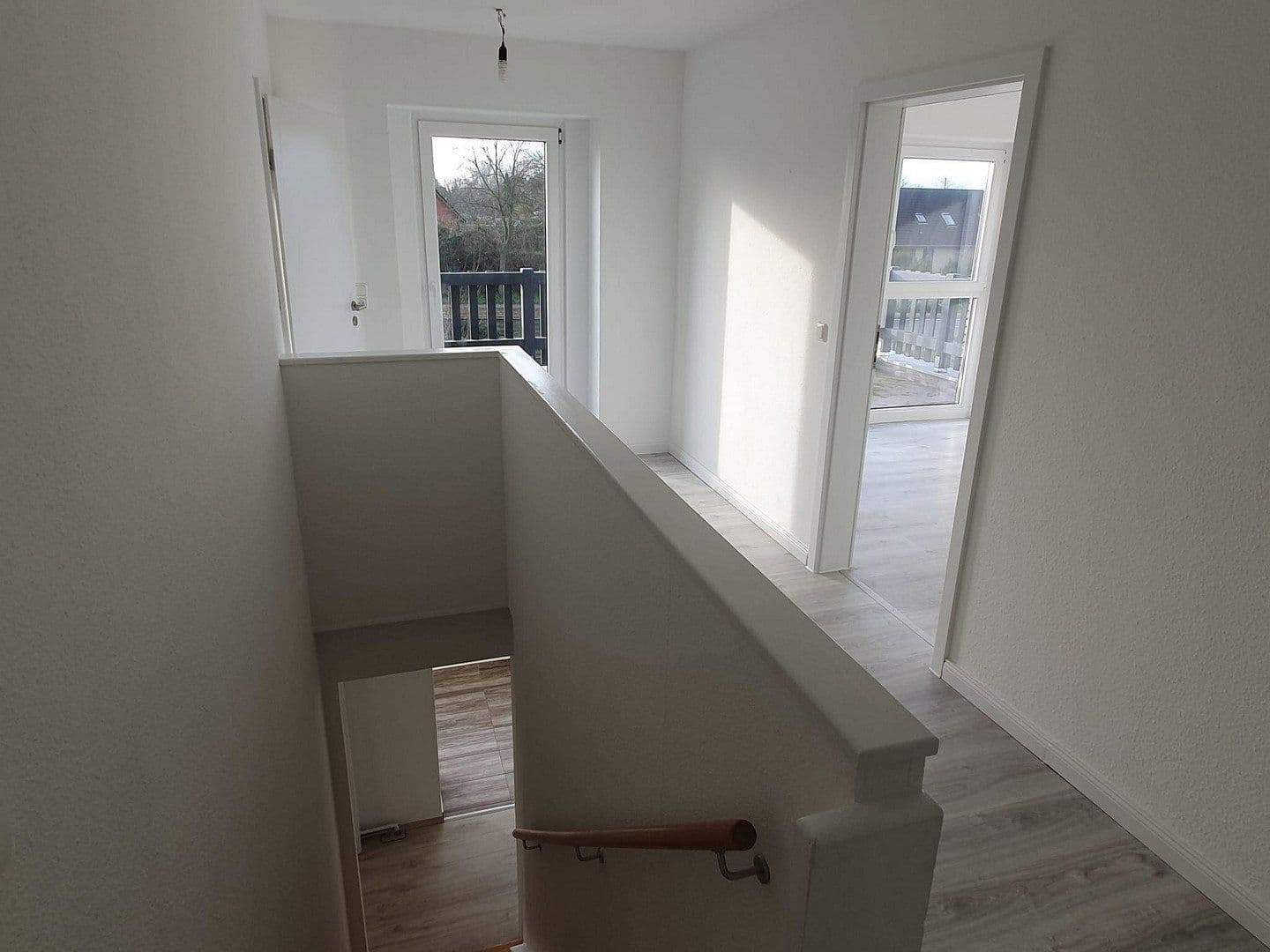 Predaj domu 301 m², pozemek 6.300 m², Elbuferstraße 5, Hohnstorf (Elbe), Dolné Sasko Predaj domu 301 m², pozemek 6.300 m², Elbuferstraße 5, Hohnstorf (Elbe), Dolné Sasko