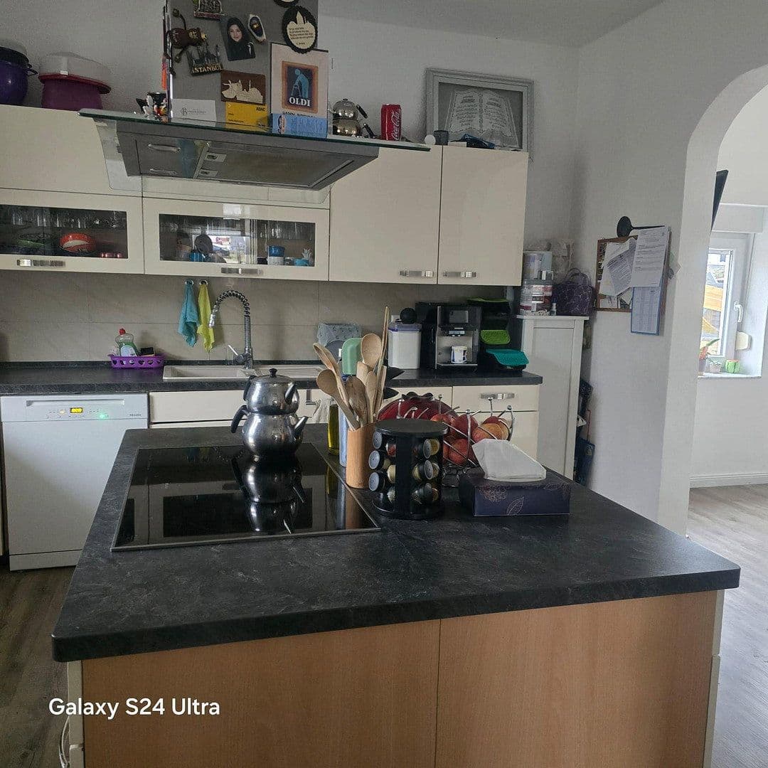 Predaj domu 165 m², pozemek 755 m², Langenlonsheim, Porýnie-Falcko Predaj domu 165 m², pozemek 755 m², Langenlonsheim, Porýnie-Falcko