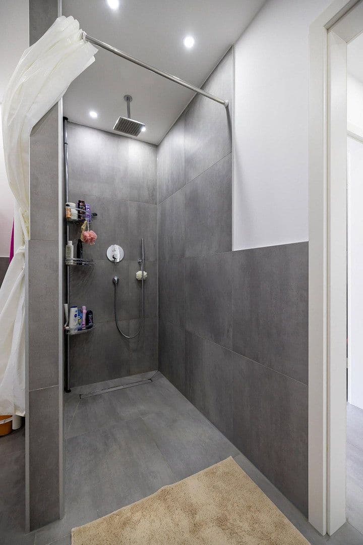 Predaj bytu 4-izbový 108 m², Nürnberg, Bavorsko Predaj bytu 4-izbový 108 m², Nürnberg, Bavorsko