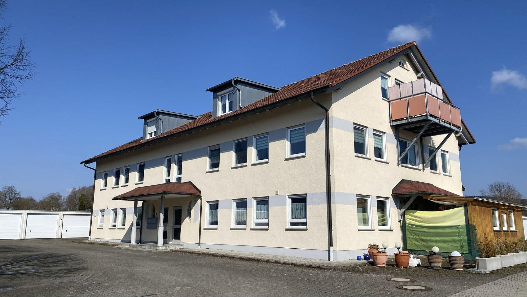 Prenájom bytu 3-izbový 96 m², Tuninger Straße 36, Bad Dürrheim, Bádensko-Wurttembersko Prenájom bytu 3-izbový 96 m², Tuninger Straße 36, Bad Dürrheim, Bádensko-Wurttembersko