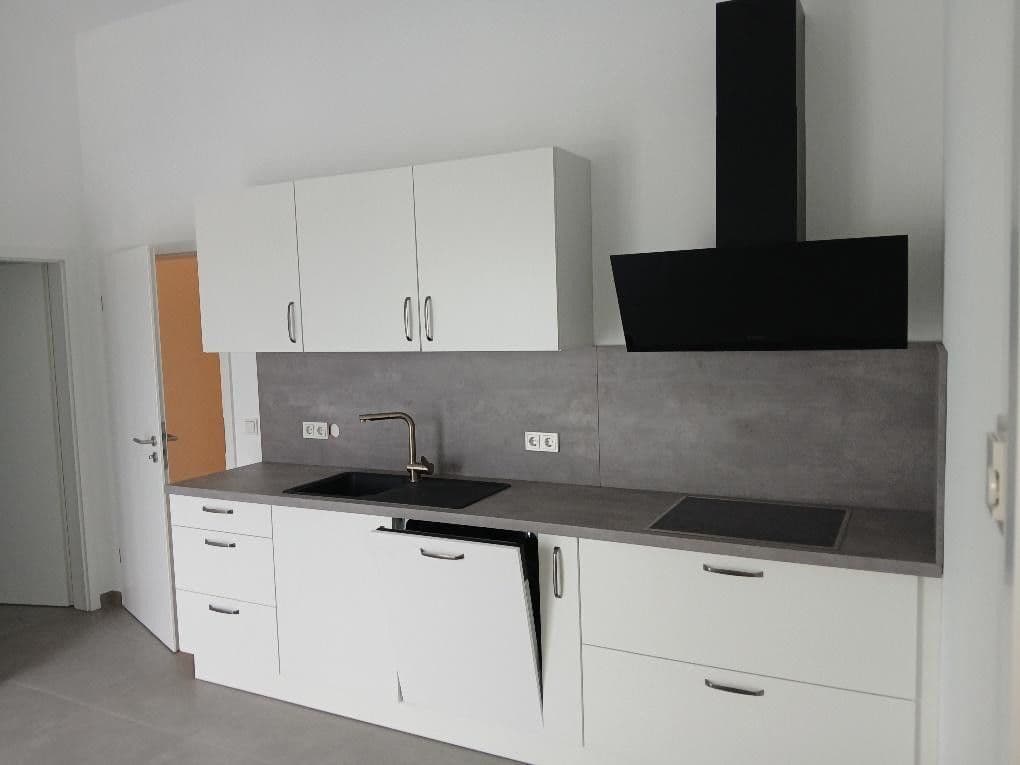 Prenájom bytu 3-izbový 126 m², Hadamar, Hesensko Prenájom bytu 3-izbový 126 m², Hadamar, Hesensko