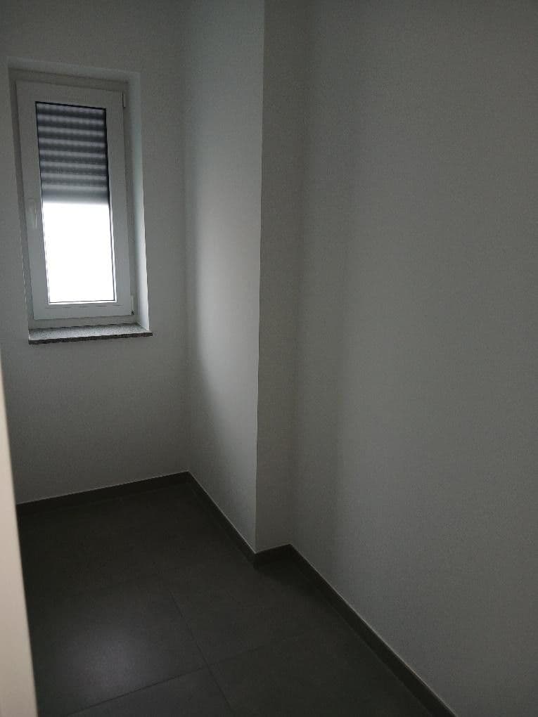 Prenájom bytu 3-izbový 126 m², Hadamar, Hesensko Prenájom bytu 3-izbový 126 m², Hadamar, Hesensko