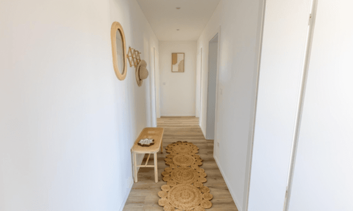 Prenájom bytu 3-izbový 124 m², Bahnhofstraße 4, Neustadt an der Aisch, Bavorsko Prenájom bytu 3-izbový 124 m², Bahnhofstraße 4, Neustadt an der Aisch, Bavorsko