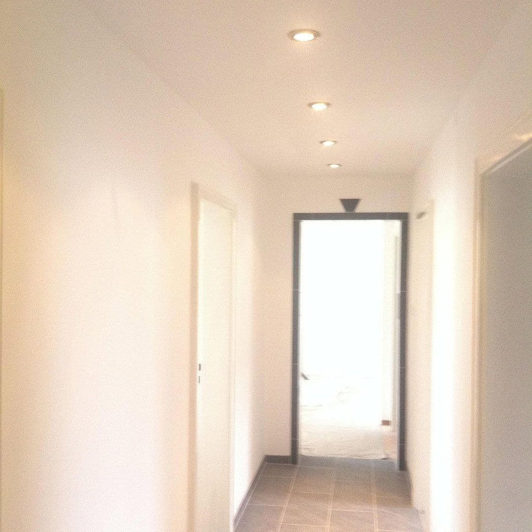 Predaj domu 230 m², pozemek 599 m², München, Bavorsko Predaj domu 230 m², pozemek 599 m², München, Bavorsko