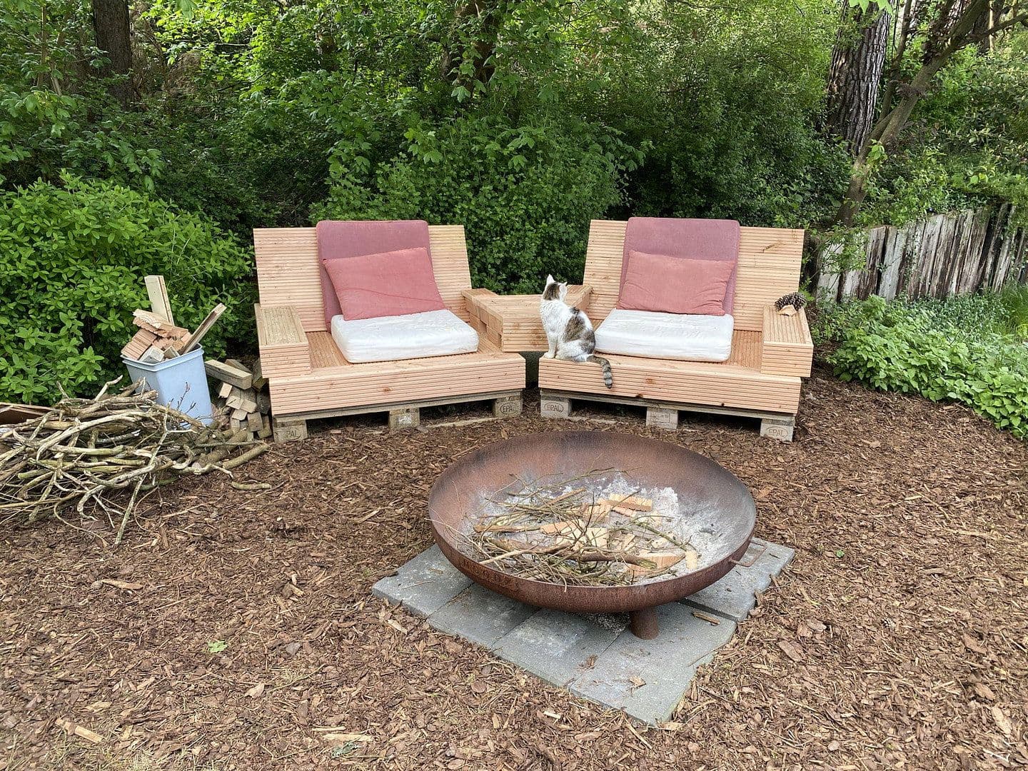 Predaj domu 200 m², pozemek 1.333 m², Seevetal, Dolné Sasko Predaj domu 200 m², pozemek 1.333 m², Seevetal, Dolné Sasko