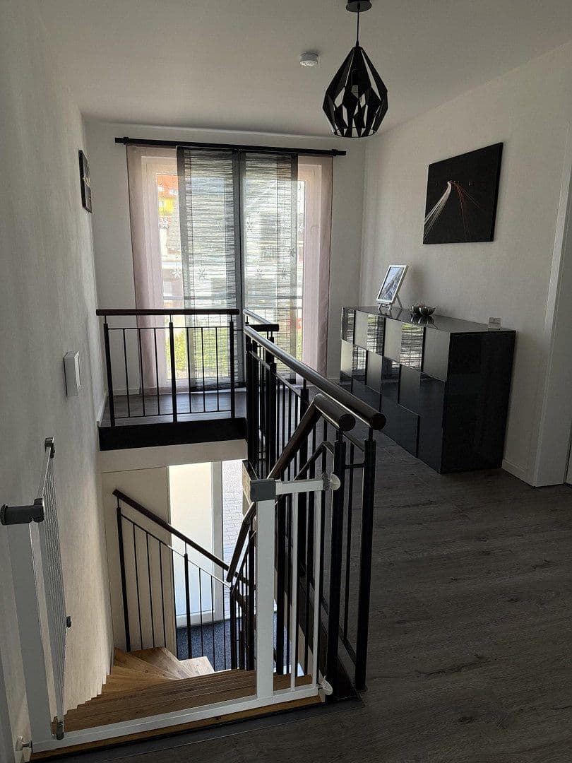 Predaj domu 150 m², pozemek 441 m², Luise-Schöffel-Weg 9, Herrenberg, Bádensko-Wurttembersko Predaj domu 150 m², pozemek 441 m², Luise-Schöffel-Weg 9, Herrenberg, Bádensko-Wurttembersko