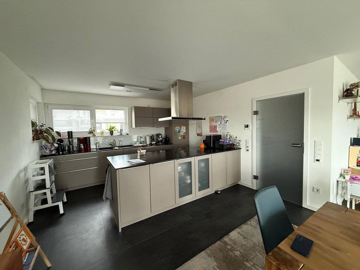 Predaj domu 150 m², pozemek 441 m², Luise-Schöffel-Weg 9, Herrenberg, Bádensko-Wurttembersko Predaj domu 150 m², pozemek 441 m², Luise-Schöffel-Weg 9, Herrenberg, Bádensko-Wurttembersko