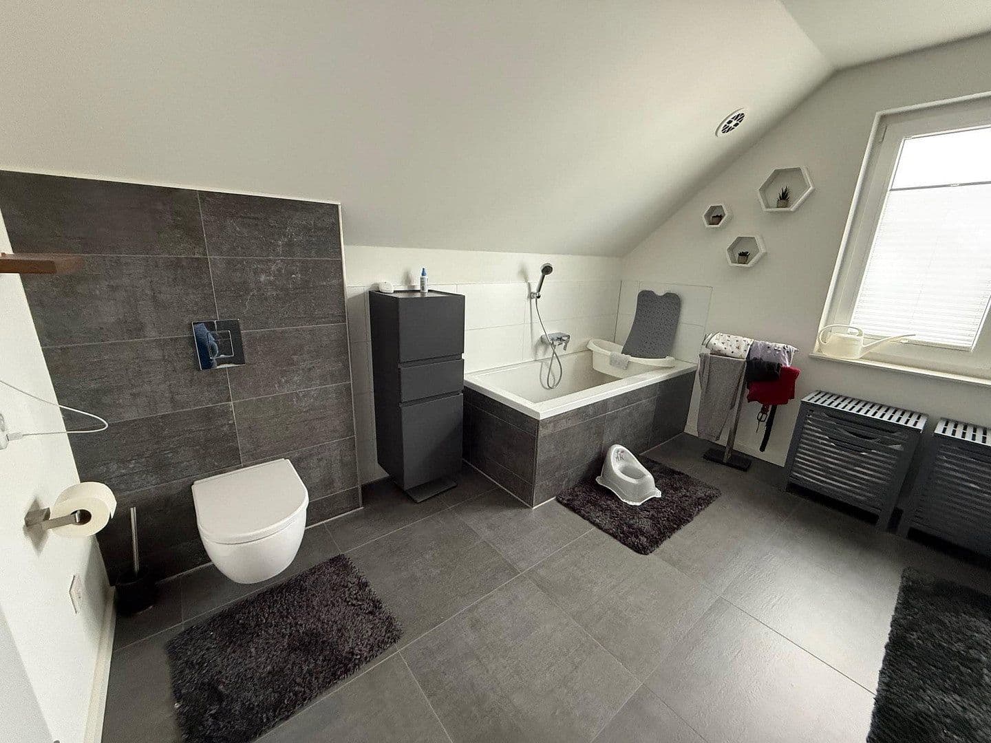 Predaj domu 150 m², pozemek 441 m², Luise-Schöffel-Weg 9, Herrenberg, Bádensko-Wurttembersko Predaj domu 150 m², pozemek 441 m², Luise-Schöffel-Weg 9, Herrenberg, Bádensko-Wurttembersko