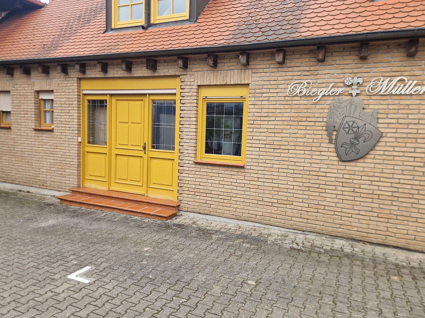 Prenájom bytu 3-izbový 110 m², Oberpforte 8, Dolgesheim, Porýnie-Falcko Prenájom bytu 3-izbový 110 m², Oberpforte 8, Dolgesheim, Porýnie-Falcko