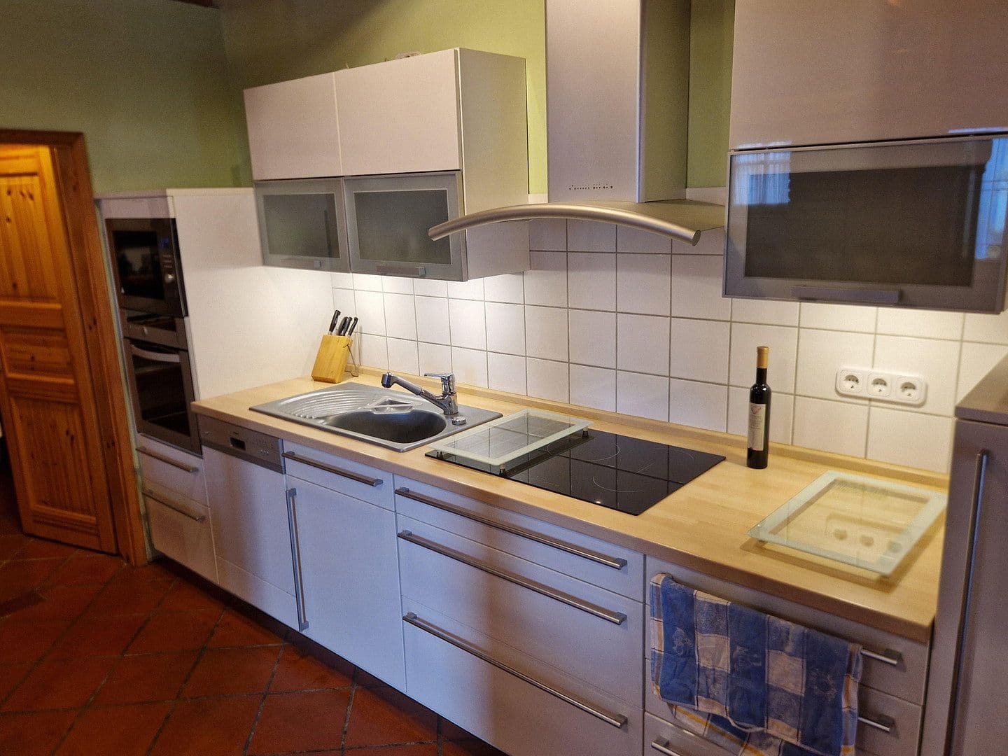 Prenájom bytu 3-izbový 110 m², Oberpforte 8, Dolgesheim, Porýnie-Falcko Prenájom bytu 3-izbový 110 m², Oberpforte 8, Dolgesheim, Porýnie-Falcko