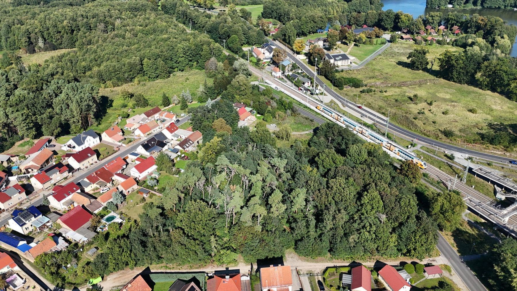 Predaj pozemku 150.000 m², Neuhofer Dorfstraße 1a, Zossen, Brandenbursko Predaj pozemku 150.000 m², Neuhofer Dorfstraße 1a, Zossen, Brandenbursko
