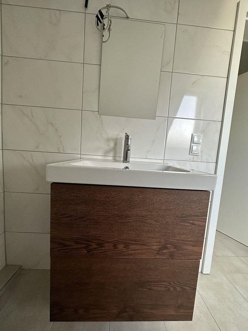 Prenájom bytu 3-izbový 69 m², Neuwied, Porýnie-Falcko Prenájom bytu 3-izbový 69 m², Neuwied, Porýnie-Falcko