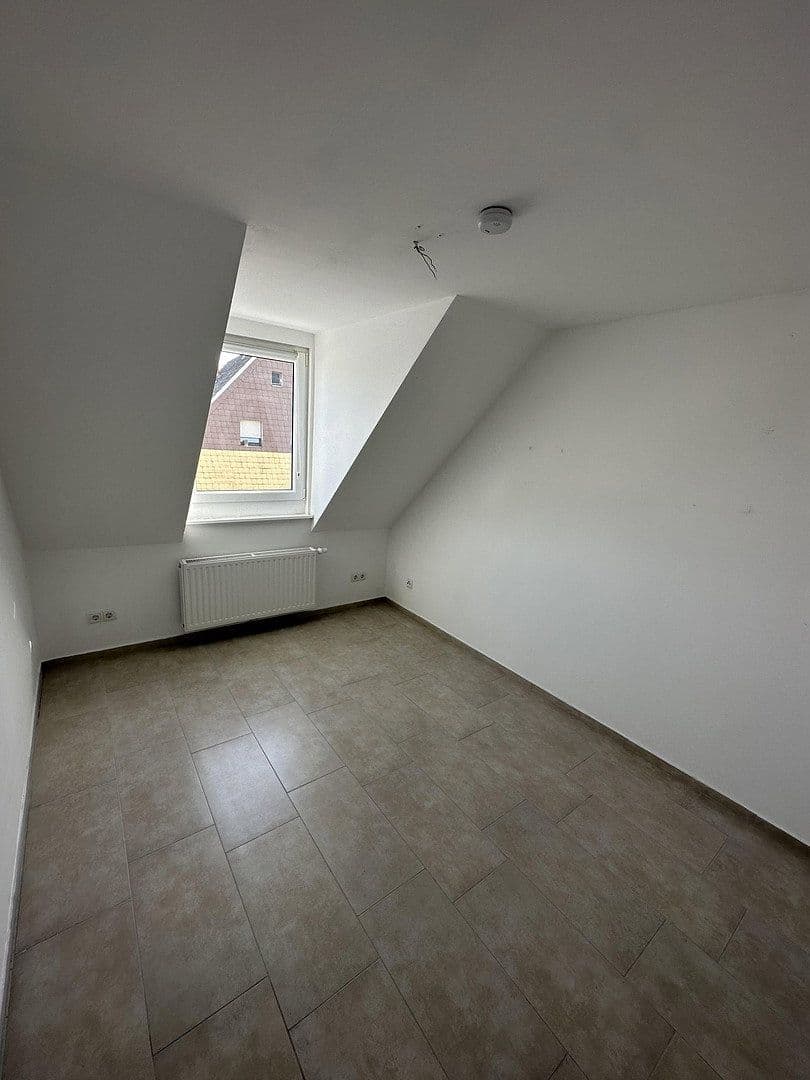 Prenájom bytu 3-izbový 69 m², Neuwied, Porýnie-Falcko Prenájom bytu 3-izbový 69 m², Neuwied, Porýnie-Falcko