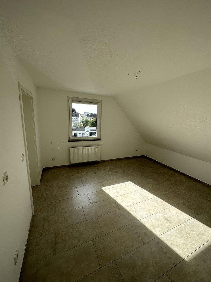 Prenájom bytu 3-izbový 69 m², Neuwied, Porýnie-Falcko Prenájom bytu 3-izbový 69 m², Neuwied, Porýnie-Falcko