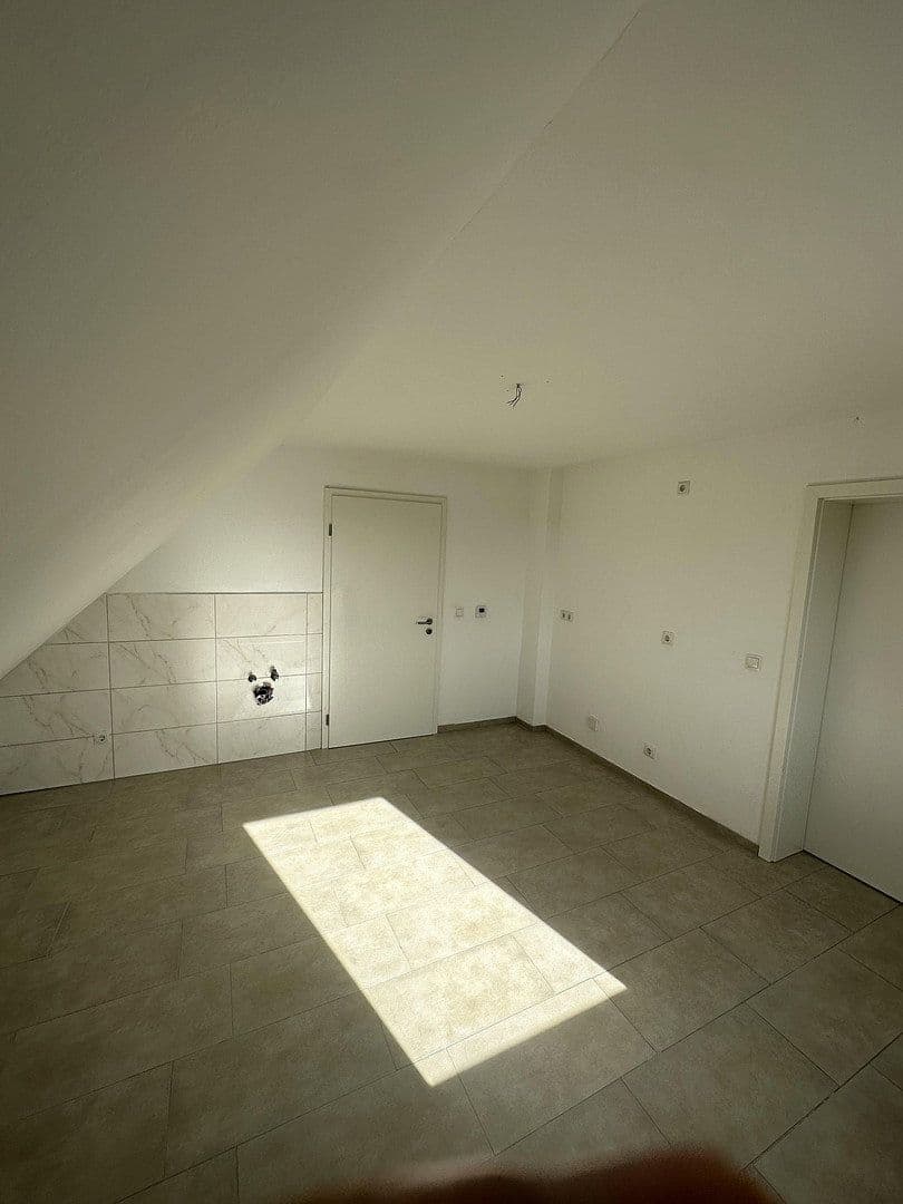 Prenájom bytu 3-izbový 69 m², Neuwied, Porýnie-Falcko Prenájom bytu 3-izbový 69 m², Neuwied, Porýnie-Falcko