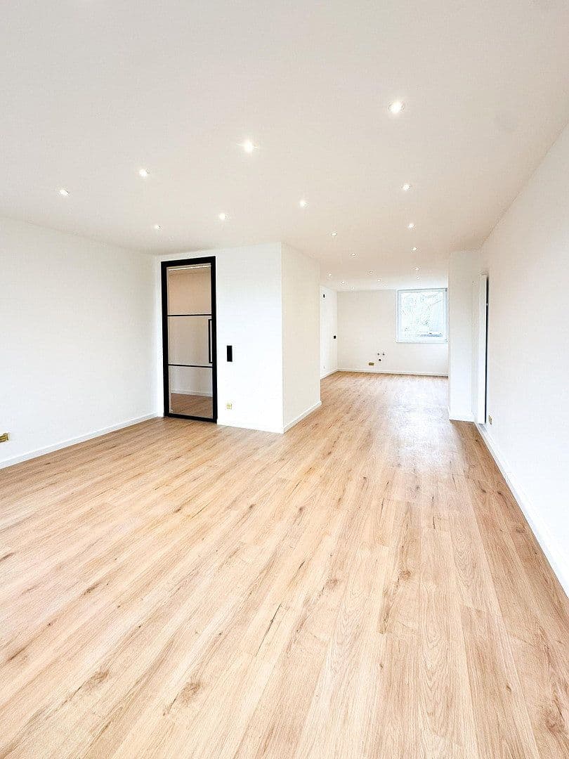 Predaj bytu 3-izbový 75 m², Am Mergelsberg 41, Düsseldorf, Severné Porýnie - Westfálsko Predaj bytu 3-izbový 75 m², Am Mergelsberg 41, Düsseldorf, Severné Porýnie - Westfálsko