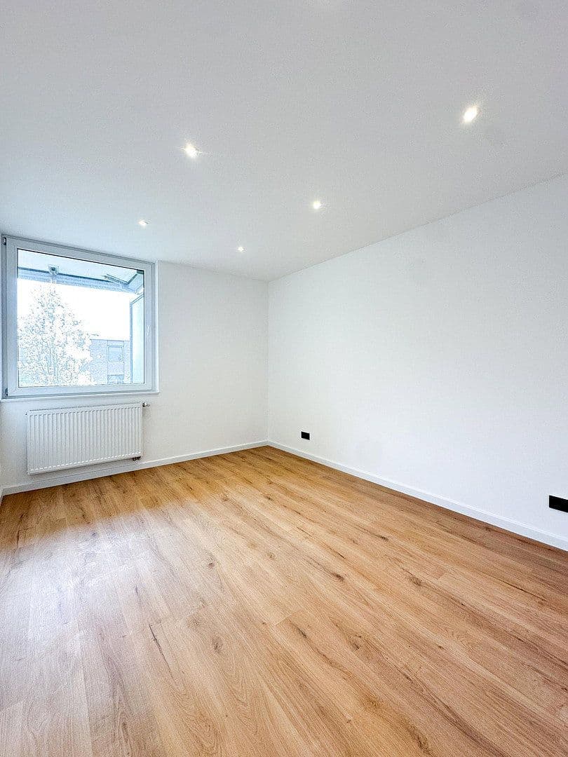 Predaj bytu 3-izbový 75 m², Am Mergelsberg 41, Düsseldorf, Severné Porýnie - Westfálsko Predaj bytu 3-izbový 75 m², Am Mergelsberg 41, Düsseldorf, Severné Porýnie - Westfálsko