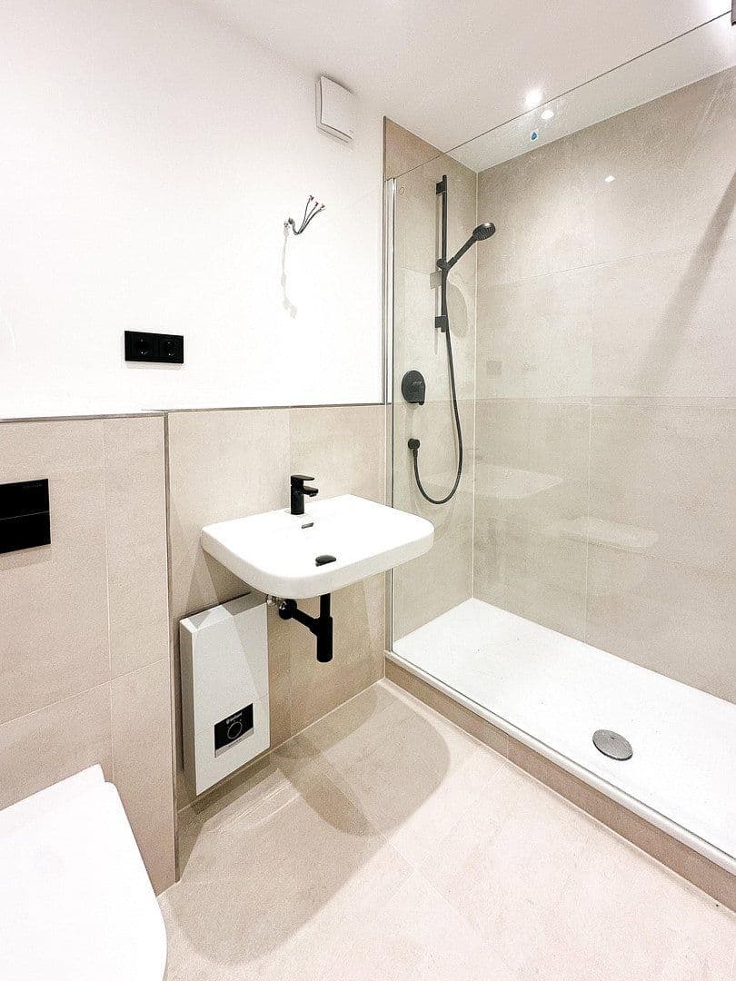 Predaj bytu 3-izbový 75 m², Am Mergelsberg 41, Düsseldorf, Severné Porýnie - Westfálsko Predaj bytu 3-izbový 75 m², Am Mergelsberg 41, Düsseldorf, Severné Porýnie - Westfálsko