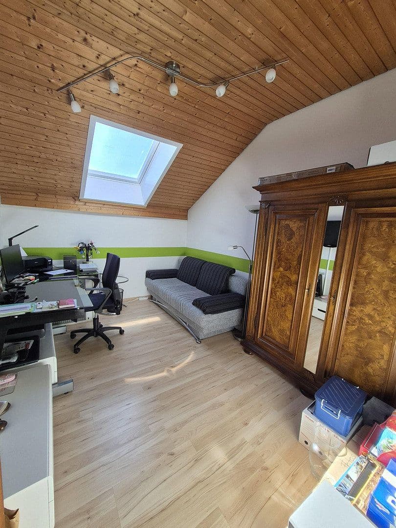 Prenájom bytu 3-izbový 74 m², Paul-Zweigart Str. 4/1, Sindelfingen, Bádensko-Wurttembersko Prenájom bytu 3-izbový 74 m², Paul-Zweigart Str. 4/1, Sindelfingen, Bádensko-Wurttembersko