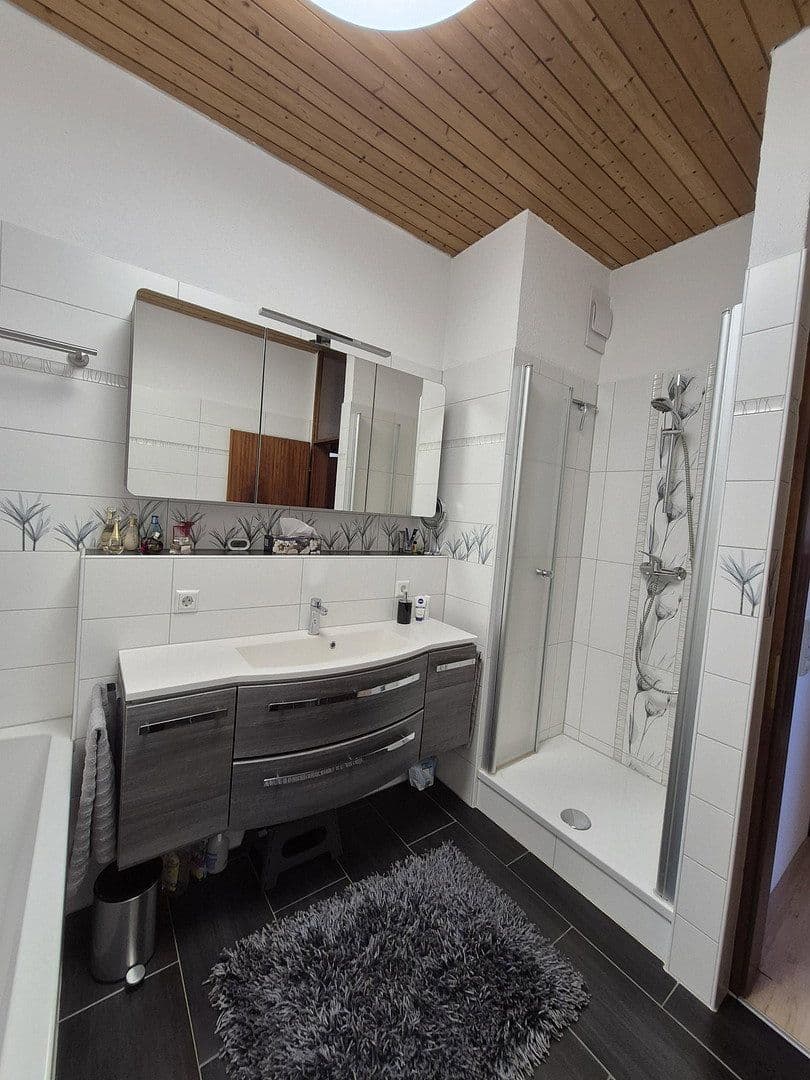 Prenájom bytu 3-izbový 74 m², Paul-Zweigart Str. 4/1, Sindelfingen, Bádensko-Wurttembersko Prenájom bytu 3-izbový 74 m², Paul-Zweigart Str. 4/1, Sindelfingen, Bádensko-Wurttembersko