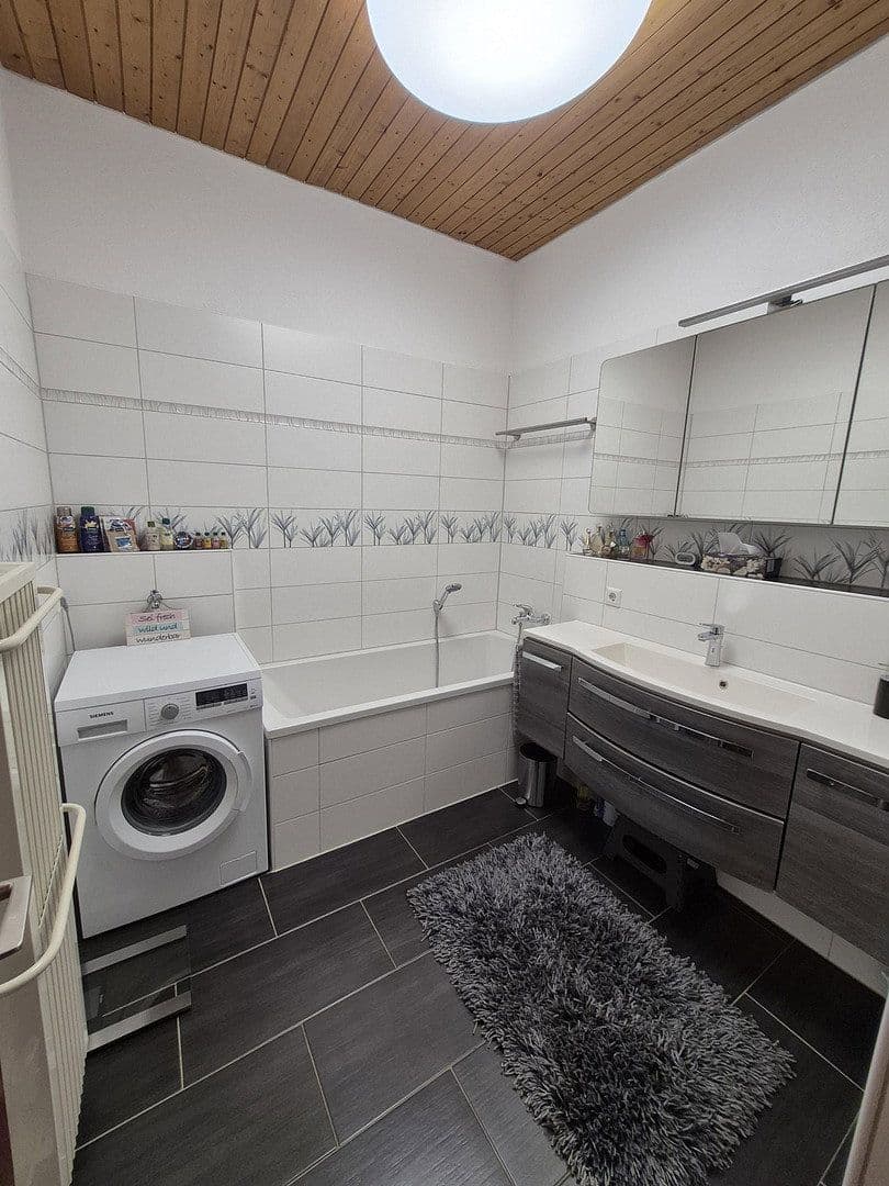 Prenájom bytu 3-izbový 74 m², Paul-Zweigart Str. 4/1, Sindelfingen, Bádensko-Wurttembersko Prenájom bytu 3-izbový 74 m², Paul-Zweigart Str. 4/1, Sindelfingen, Bádensko-Wurttembersko