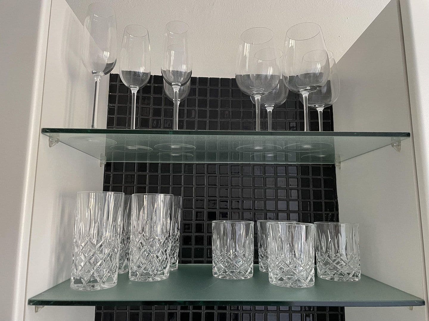 Prenájom bytu 2-izbový 70 m², Südwestkorso 56, Berlin, Berlín Prenájom bytu 2-izbový 70 m², Südwestkorso 56, Berlin, Berlín