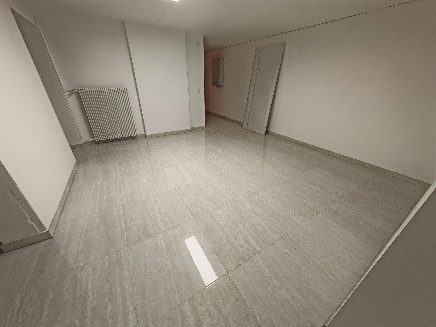 Prenájom domu 230 m², pozemek 334 m², Frankenthal, Porýnie-Falcko Prenájom domu 230 m², pozemek 334 m², Frankenthal, Porýnie-Falcko