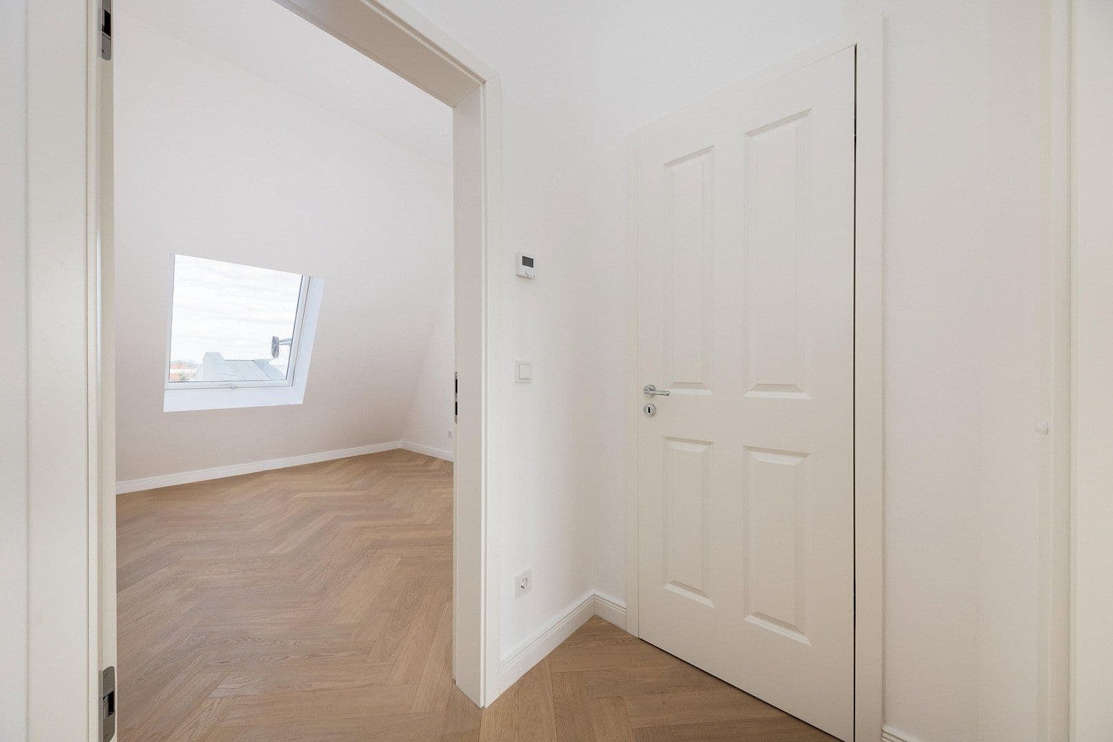 Prenájom bytu 2-izbový 51 m², Schöneberger Str. 9, Berlin, Berlín Prenájom bytu 2-izbový 51 m², Schöneberger Str. 9, Berlin, Berlín