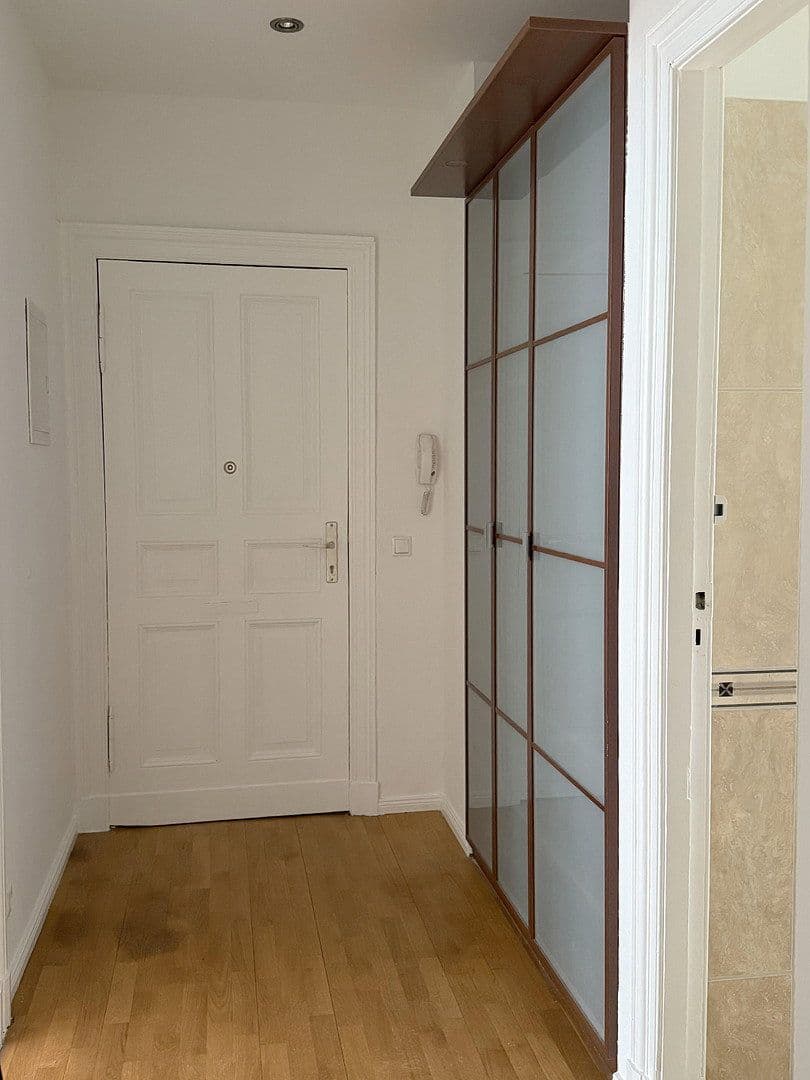 Predaj bytu 3-izbový 104 m², Fritz-Reuter-Straße 10, Berlin, Berlín Predaj bytu 3-izbový 104 m², Fritz-Reuter-Straße 10, Berlin, Berlín