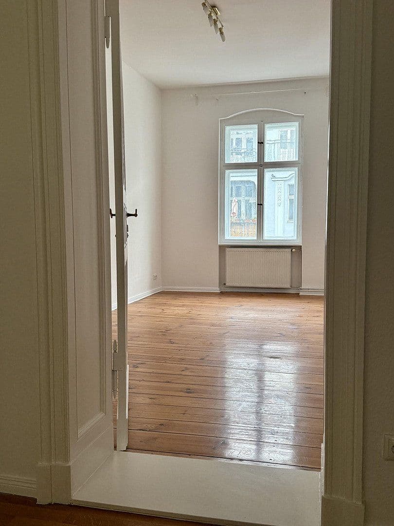 Predaj bytu 3-izbový 104 m², Fritz-Reuter-Straße 10, Berlin, Berlín Predaj bytu 3-izbový 104 m², Fritz-Reuter-Straße 10, Berlin, Berlín