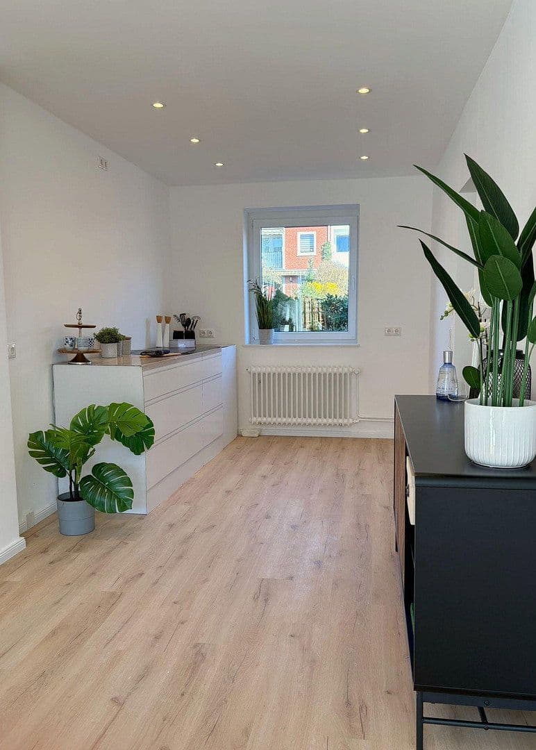 Predaj domu 120 m², pozemek 380 m², Dachssteig 16, Lüneburg, Dolné Sasko Predaj domu 120 m², pozemek 380 m², Dachssteig 16, Lüneburg, Dolné Sasko