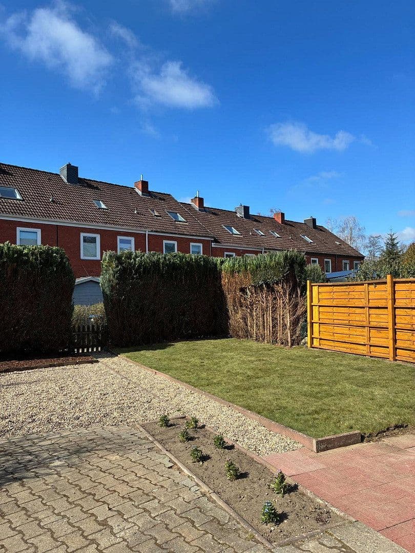 Predaj domu 120 m², pozemek 380 m², Dachssteig 16, Lüneburg, Dolné Sasko Predaj domu 120 m², pozemek 380 m², Dachssteig 16, Lüneburg, Dolné Sasko