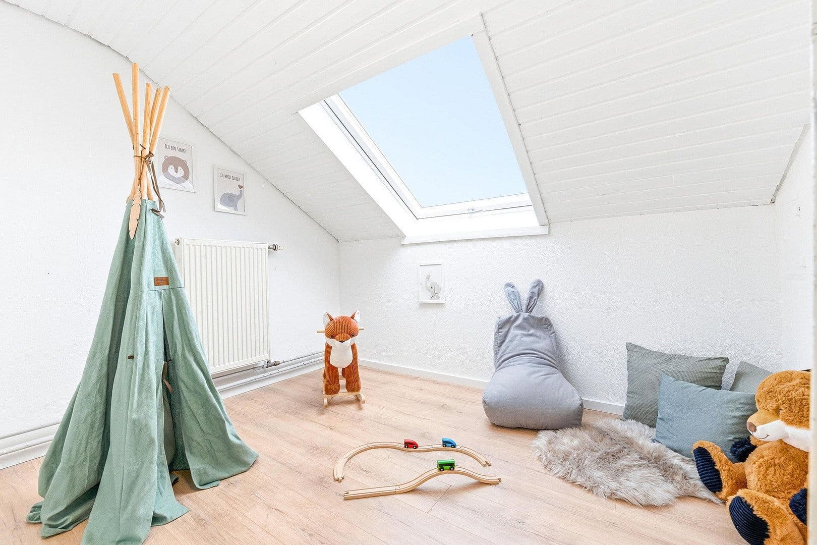 Predaj domu 130 m², pozemek 218 m², Neu-Ulm, Bavorsko Predaj domu 130 m², pozemek 218 m², Neu-Ulm, Bavorsko