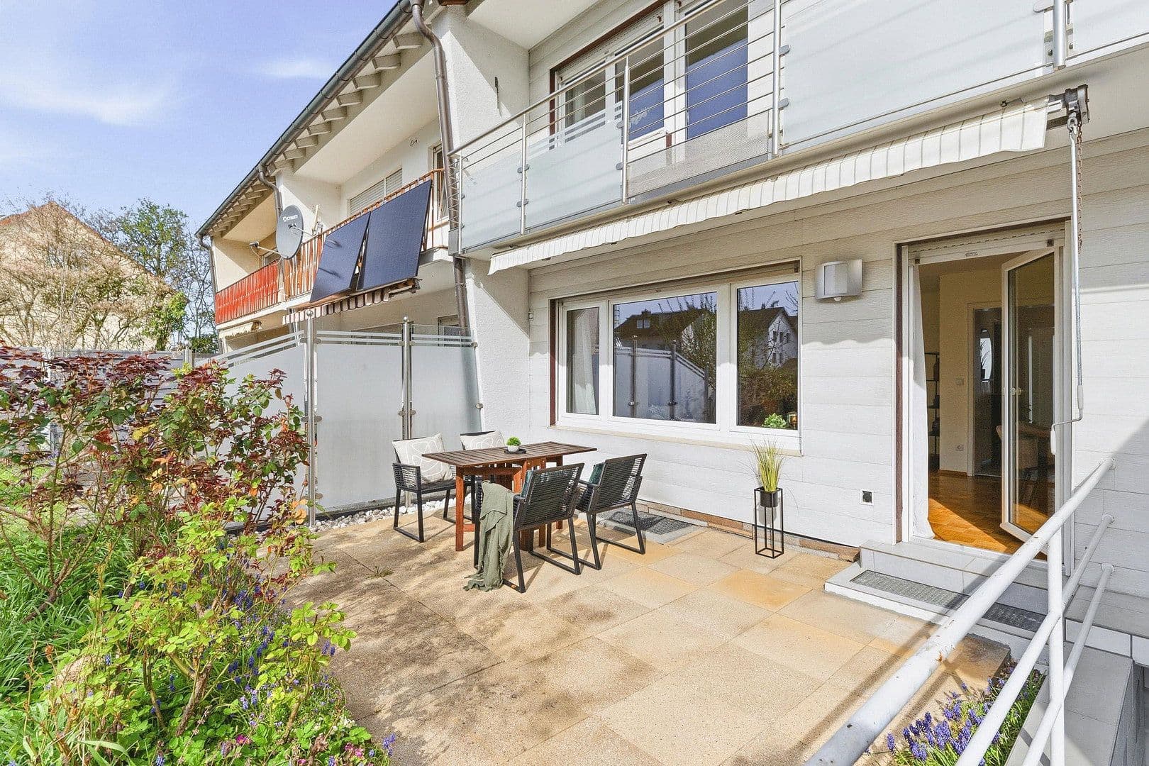 Predaj domu 130 m², pozemek 218 m², Neu-Ulm, Bavorsko Predaj domu 130 m², pozemek 218 m², Neu-Ulm, Bavorsko