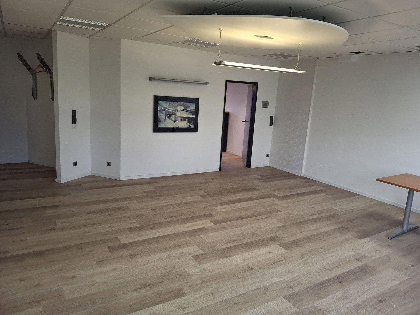 Prenájom kancelárie 65 m², Oststrasse 122 C, Norderstedt, Šlezvicko-Holštajnsko Prenájom kancelárie 65 m², Oststrasse 122 C, Norderstedt, Šlezvicko-Holštajnsko