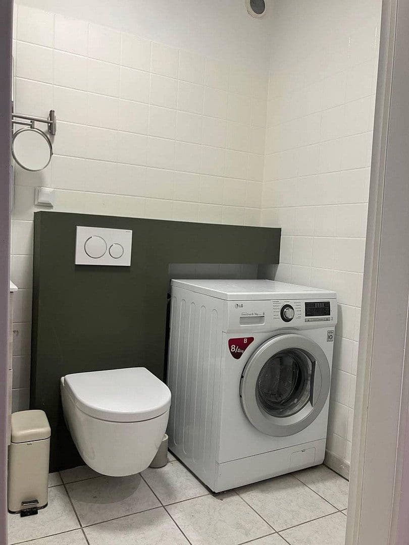 Prenájom bytu 2-izbový 63 m², Im Mainfeld 40, Frankfurt am Main, Hesensko Prenájom bytu 2-izbový 63 m², Im Mainfeld 40, Frankfurt am Main, Hesensko