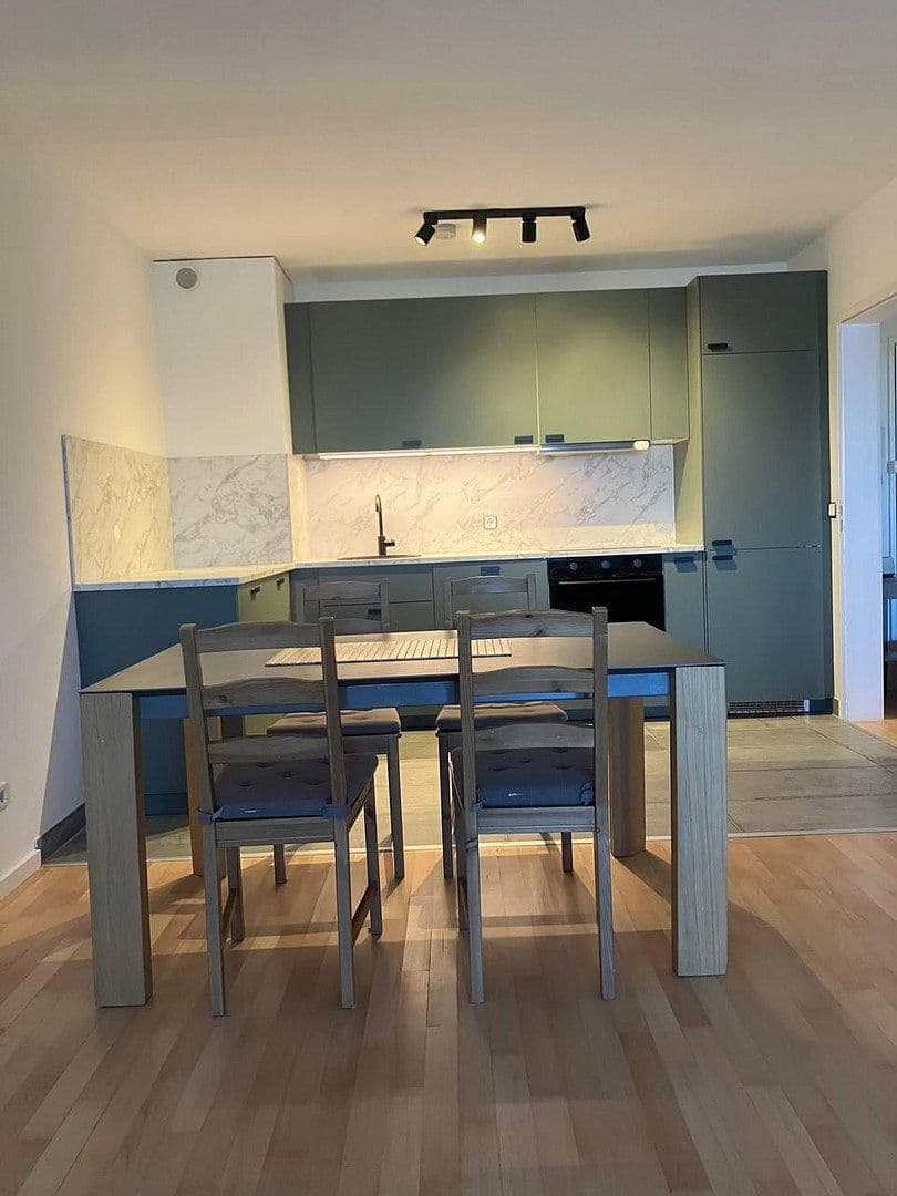 Prenájom bytu 2-izbový 63 m², Im Mainfeld 40, Frankfurt am Main, Hesensko Prenájom bytu 2-izbový 63 m², Im Mainfeld 40, Frankfurt am Main, Hesensko