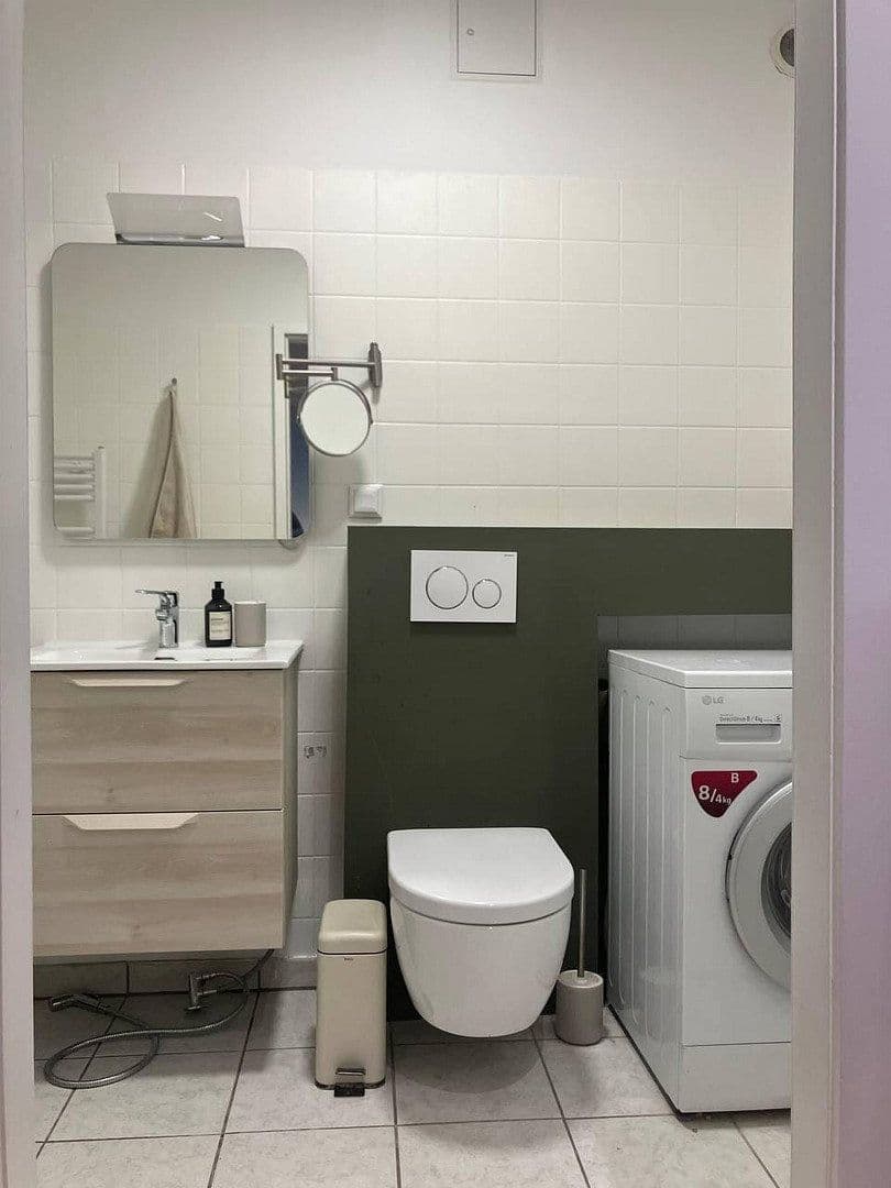 Prenájom bytu 2-izbový 63 m², Im Mainfeld 40, Frankfurt am Main, Hesensko Prenájom bytu 2-izbový 63 m², Im Mainfeld 40, Frankfurt am Main, Hesensko