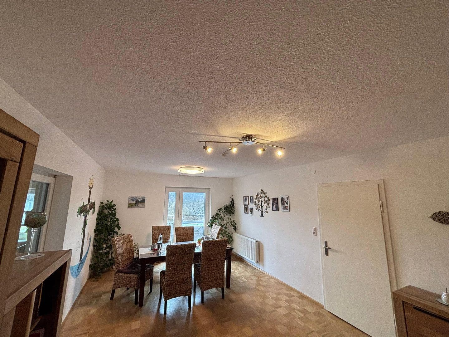 Predaj domu 141 m², pozemek 1.039 m², Steinbach 11, Herrieden, Bavorsko Predaj domu 141 m², pozemek 1.039 m², Steinbach 11, Herrieden, Bavorsko