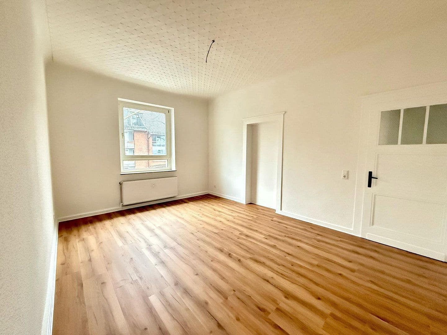 Prenájom bytu 4-izbový 104 m², Bülser Str 24, Gladbeck, Severné Porýnie - Westfálsko Prenájom bytu 4-izbový 104 m², Bülser Str 24, Gladbeck, Severné Porýnie - Westfálsko