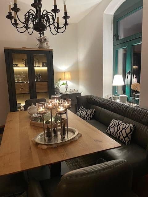 Prenájom bytu 4-izbový 88 m², Österreicher Str. 44, Dresden, Sasko Prenájom bytu 4-izbový 88 m², Österreicher Str. 44, Dresden, Sasko