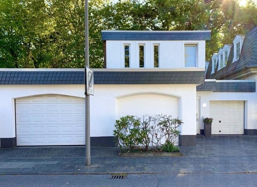 Predaj domu 165 m², pozemek 381 m², Köln, Severné Porýnie - Westfálsko Predaj domu 165 m², pozemek 381 m², Köln, Severné Porýnie - Westfálsko