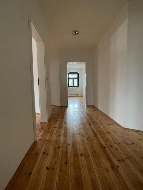 Prenájom bytu 4-izbový 86 m², Österreicher Str. 44, Dresden, Sasko Prenájom bytu 4-izbový 86 m², Österreicher Str. 44, Dresden, Sasko