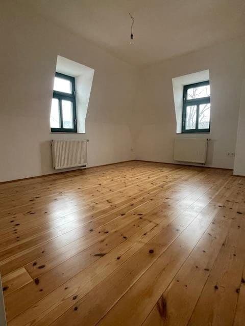 Prenájom bytu 4-izbový 86 m², Österreicher Str. 44, Dresden, Sasko Prenájom bytu 4-izbový 86 m², Österreicher Str. 44, Dresden, Sasko