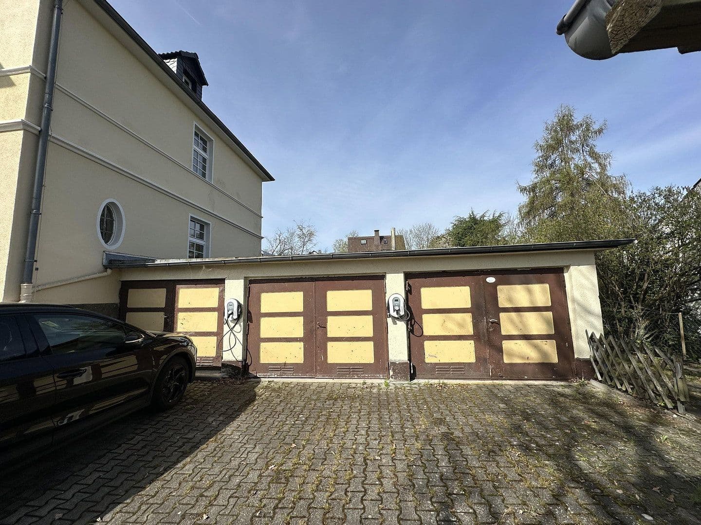 Prenájom bytu 4-izbový 155 m², Döncheweg, Kassel, Hesensko Prenájom bytu 4-izbový 155 m², Döncheweg, Kassel, Hesensko